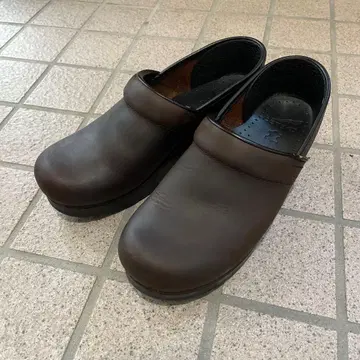 단스코 그로그 샌들 슈즈 다크 브라운 36