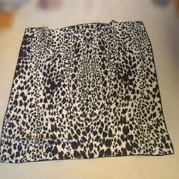 레오파드 무늬 스카프 70cm x 70cm 쇼와 레트로