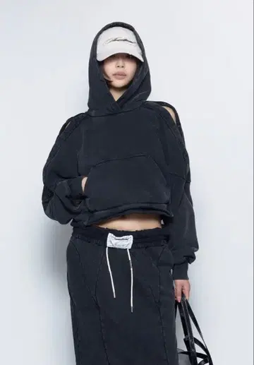 THEREDTHREAD S open shoulder hoodie