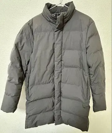 [ 새상품급 ] 유니클로 심리스 다운 코트 남성용