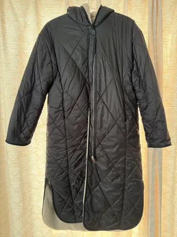 블랙 다운 자켓 플리스 안감 포함