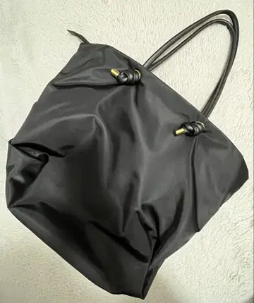 블랙 토트백 ML 사이즈 A4 수납