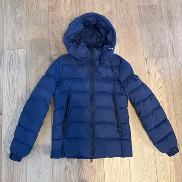 TATRAS 네이비 후드 부착 다운 자켓