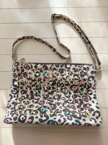 디어벨 백 레오파드