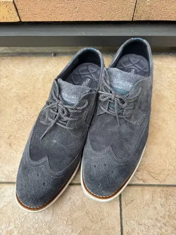 락포트 스웨이드 윙팁