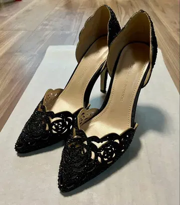 그레이스 콘티넨탈 블랙 비쥬 힐 펌프스 37