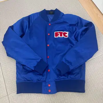 FTC For the City 점퍼 M 사이즈