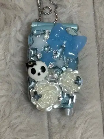 녹음 재생 폴더폰 + 라이트 블루 데코