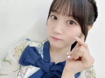 오구라 유이 착용 플라워 프린트 롱 원피스 블루