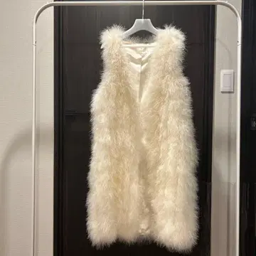 CLE des ZONES 아이보리 퍼 베스트