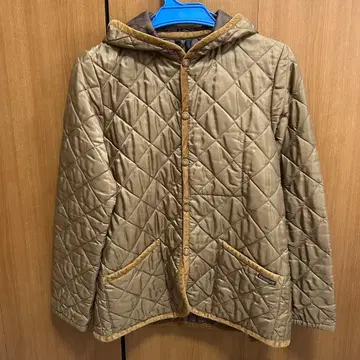 LAVENHAM 베이지 퀼팅 자켓 후드 부착