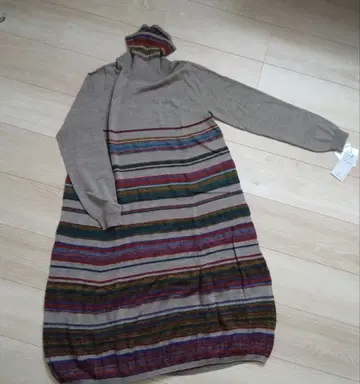 사토 섬유 [ iines ] 니트 원피스 새상품