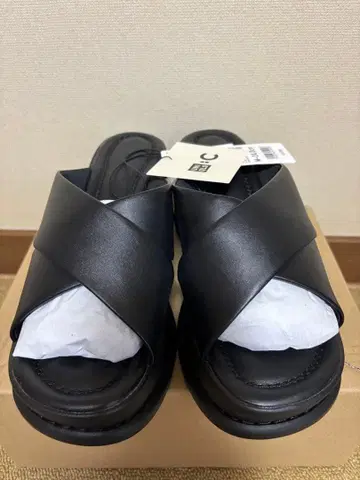 UNIQLO 유니클로 씨 M 콜라보 샌들 블랙 통굽 무지 24cm