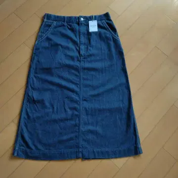 [ 새상품급 ] 45R 몽쁘띠 데님 페인터 스커트 인디고 / 사이즈 2