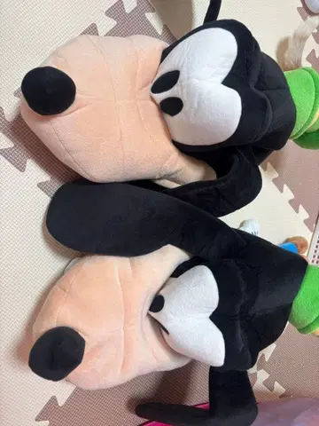 디즈니랜드 구피 모자 2개 세트