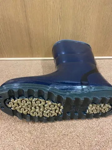 네이비 블랙 버클 달린 장화