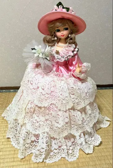 레트로 프랑스 인형