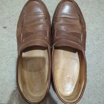 브라운 가죽 로퍼