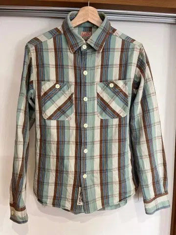 Houston M 사이즈 체크 무늬 플란넬 셔츠