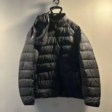 [새상품] 울트라 라이트 다운 자켓 남성용 L 블랙