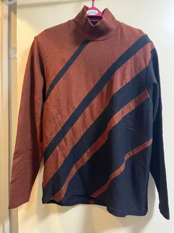 사이즈 1 에토센스 스트라이프 터틀넥 스웨터