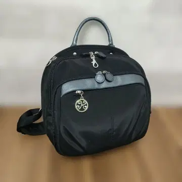 [ 카나나 프로젝트 ] 블랙의 다기능 백팩