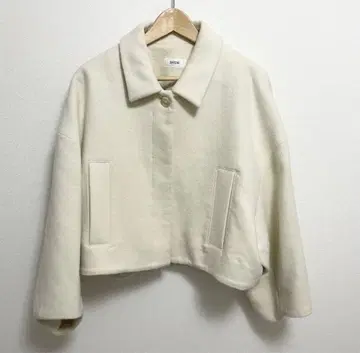 스나이델 울 블렌드 숏코트