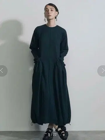 UN3D. 사이드 개더 컷 원피스 그린 size36