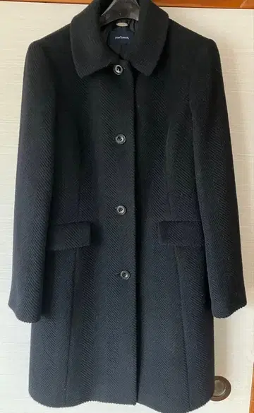 뉴요커 블랙 울 코트