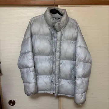 ZARA 실버 다운 자켓 zaradnwr