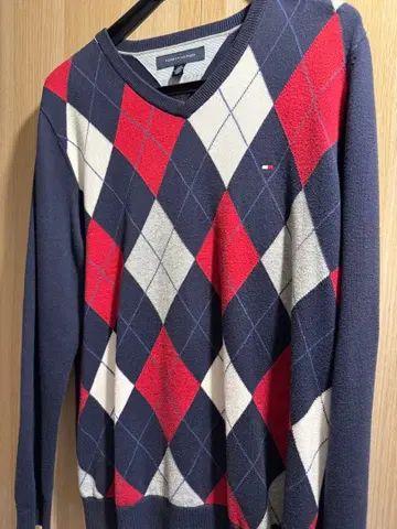타미 힐피거 M 니트 척 스웨터