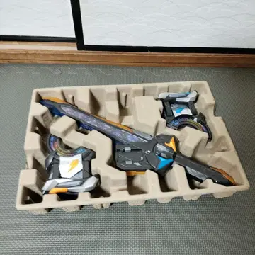 가면라이더 기츠 DX 명령어 트윈 버클 & 레이징 소드