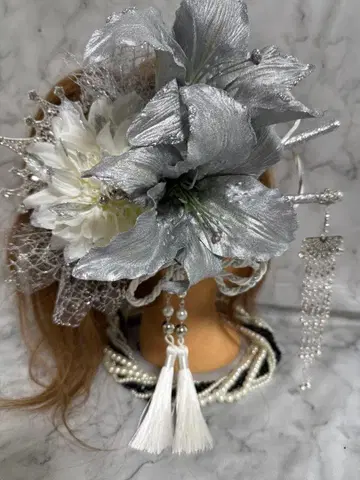 신상 No.2230 럭셔리 화이트 x 실버 오이란 머리 장식 세트 성인식