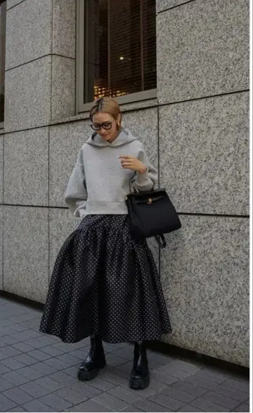 ELLIE 도트 리버서블 스커트