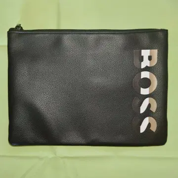 BOSS 블랙 클러치백