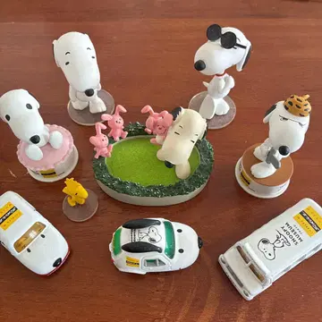 스누피 피규어, 소품함들