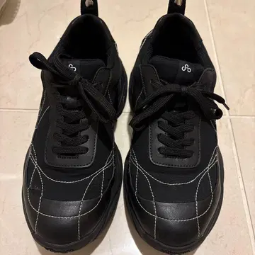 [ OAO ] 블랙 스니커즈 비브람 밑창