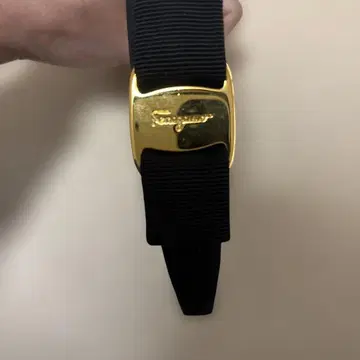 페라가모 블랙 리본 머리띠