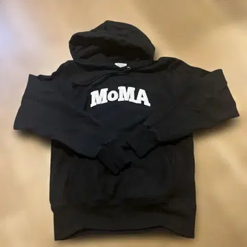 MoMA 블랙 후드 맨투맨 S 사이즈 Champion 제조