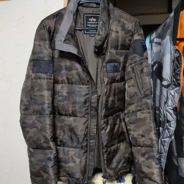 ALPHA INDUSTRIES 카모플라쥬 밀리터리 자켓