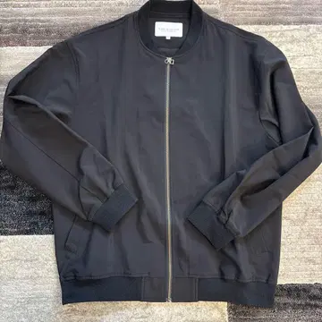 유나이티드 애로우즈 블랙 집업 점퍼 L