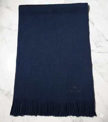 폴스미스 머플러 네이비 울 100% 독일제 몇 회 사용 새상품급