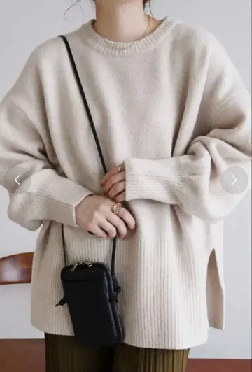 reca 볼륨 소매 니트 풀오버