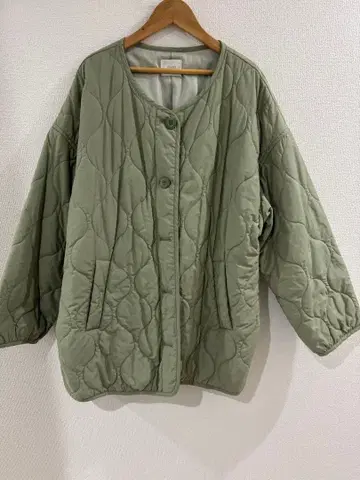 LOWRYS FARM 퀼팅 자켓 올리브 그린