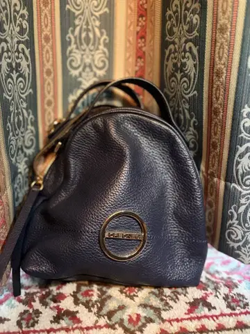 [새상품급] BORBONESE 로고 플레이트 가죽 백