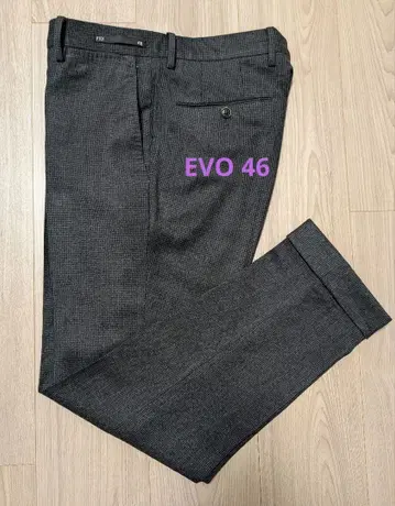PT01 EVO FIT 46 차콜 그레이 울 마이크로 하운드투스 체크