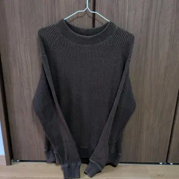 잭맨 다크 브라운 와플 편직 크루넥 스웨터