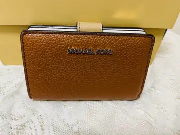 새상품 MICHAEL KORS 접이식 지갑 브라운