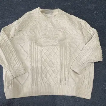 adidas 아이보리 케이블 니트