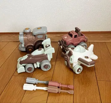 3coins 조립 완구 4체 세트